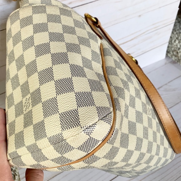 Louis Vuitton Totally MM Damier Azur - Picture 9 of 14